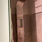 Sloneczny Penthouse Z Tarasem I Jacuzzi 8 2 Osob Stadion Narodowy Francuska وارسو