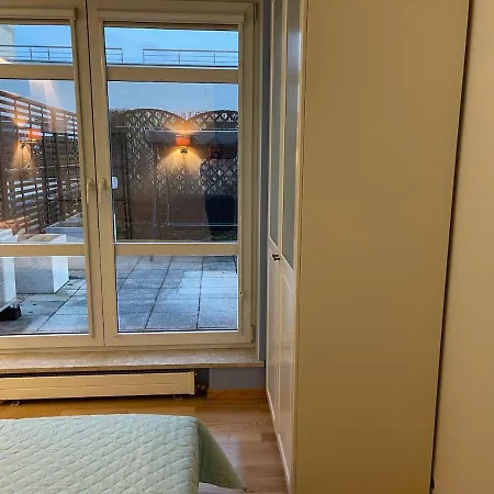 Sloneczny Penthouse Z Tarasem I Jacuzzi 8 2 Osob Stadion Narodowy Francuska * وارسو