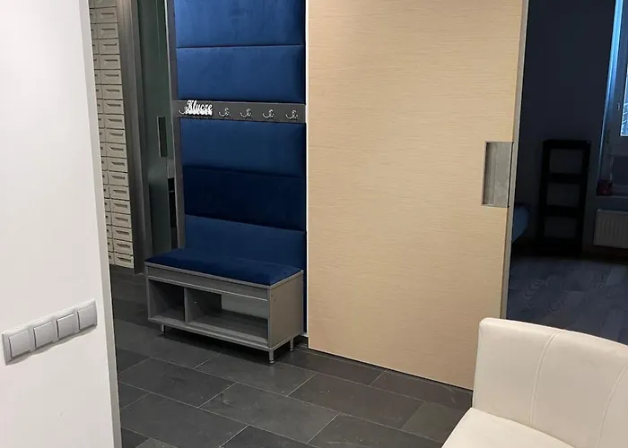 Sloneczny Penthouse Z Tarasem I Jacuzzi 8 2 Osob Stadion Narodowy Francuska * 바르샤바