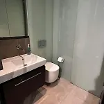 Sloneczny Penthouse Z Tarasem I Jacuzzi 8 2 Osob Stadion Narodowy Francuska Daire Varşova