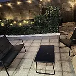 Daire Sloneczny Penthouse Z Tarasem I Jacuzzi 8 2 Osob Stadion Narodowy Francuska Varşova