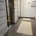 Sloneczny Penthouse Z Tarasem I Jacuzzi 8 2 Osob Stadion Narodowy Francuska Daire Varşova